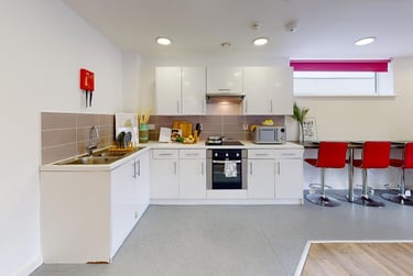 iQ The Podium Student Halls, 70 Egham Hill, City Centre, Egham, TW20 0BQ - Image 7